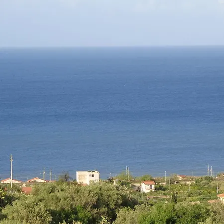 Casa Vacanze Abbate Apartment